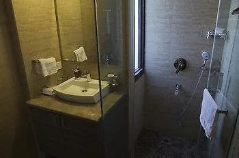 Hotel Fabhotel Phase 4 Galleria Gurgaon